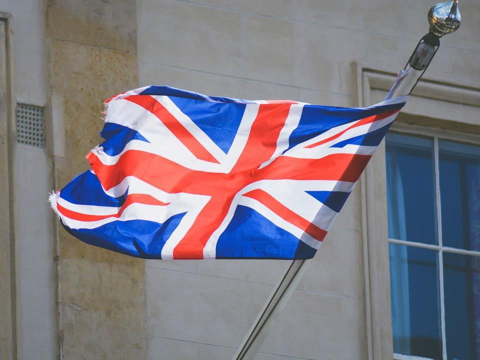 英國稅務局提議對 DeFi 借貸和質押進行重大改革