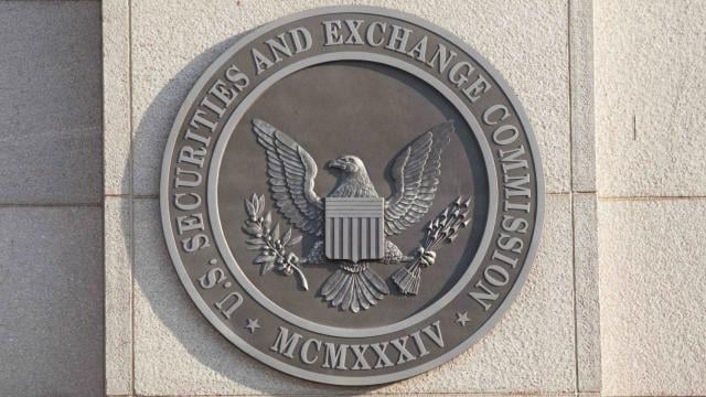 SEC 的最新打擊行動可能會將加密貨幣公司趕出美國