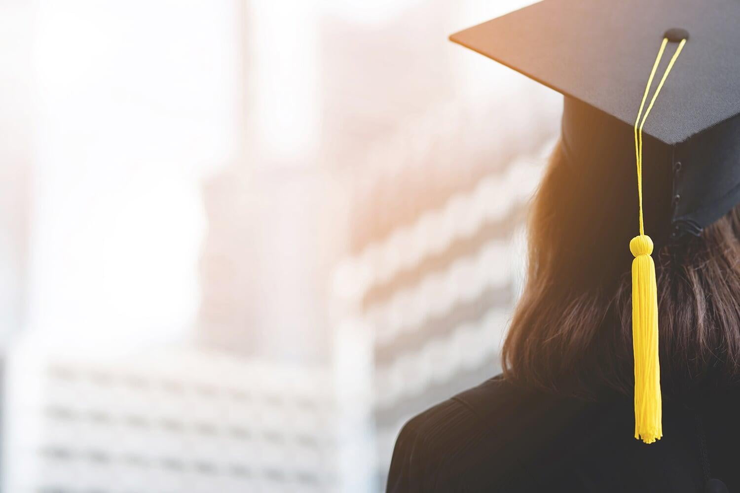 大學如何在應對挑戰的同時培養高等教育中的人工智能素養