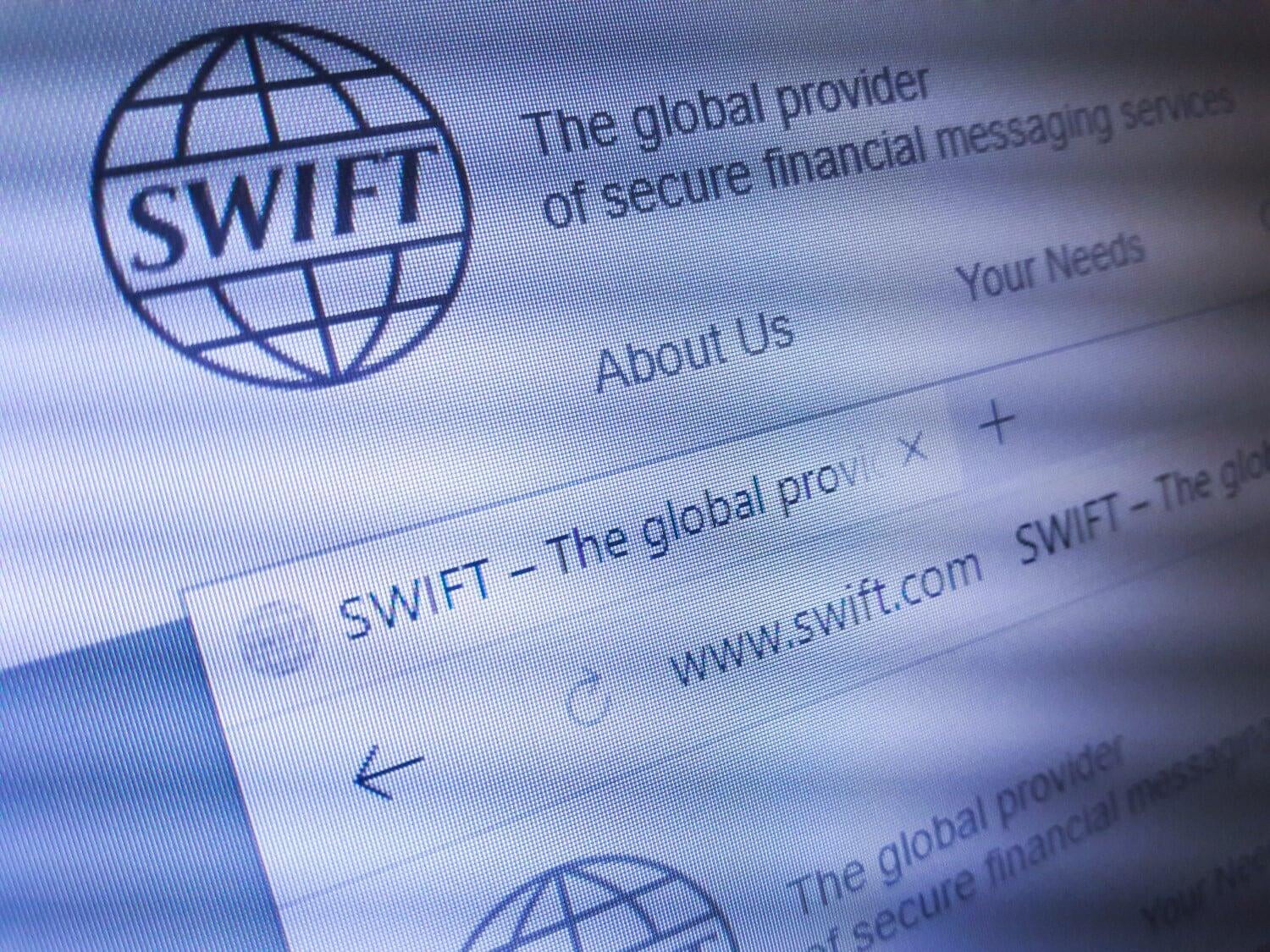 突發：Swift、Chainlink 和各大銀行實現多區塊鏈代幣轉移